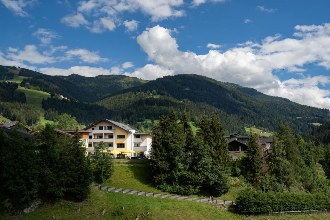 Wander- Und Familienhotel Erika Wagrain Exterior photo